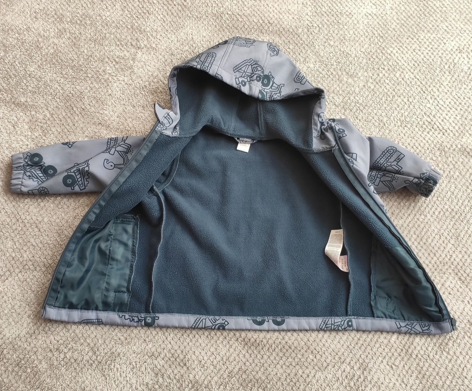 Softshell kurtka  pojazdy  koparki ciężarówki 104/110