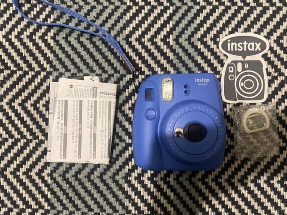 Instax mini 9, com caixa