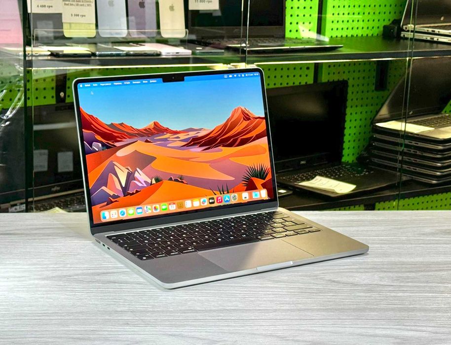 Повністю новий / Macbook Air 13" 2025рік / M4 / 16 / 256