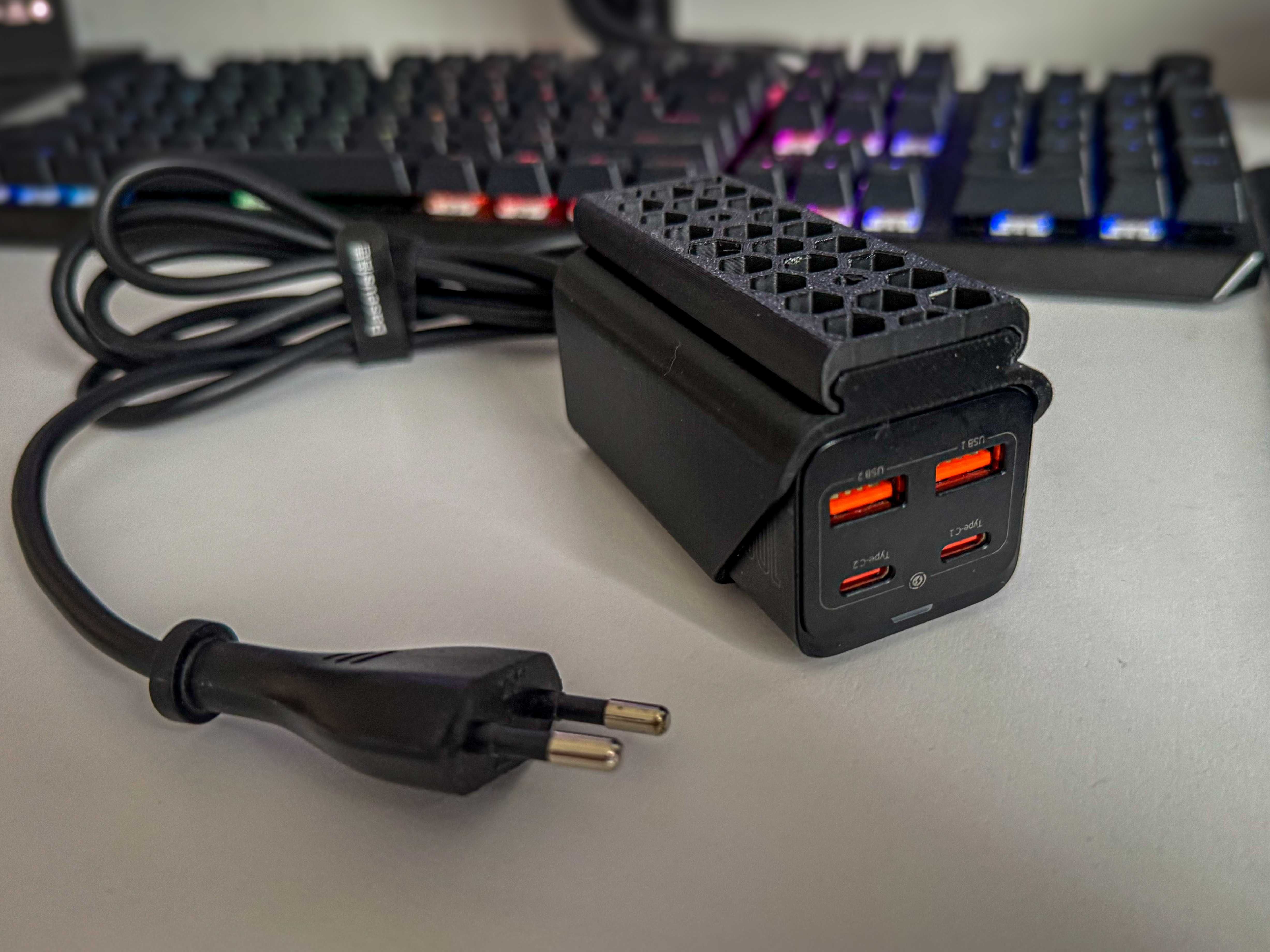 Uchwyt pod biurko na ładowarkę Baseus 100W