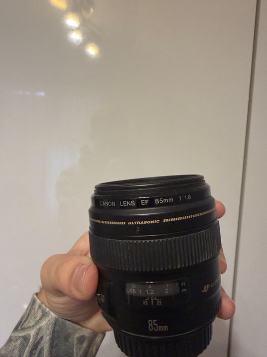 Obiektyw canon 85mm