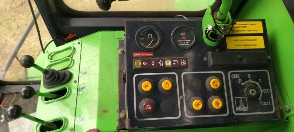 Продам комбайн Дойц Фар 1080