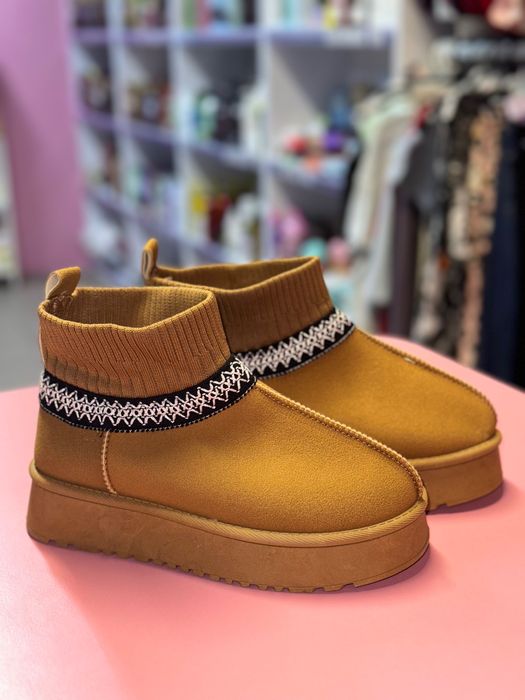 Уггі зимові чобітки 36 розмір Ugg