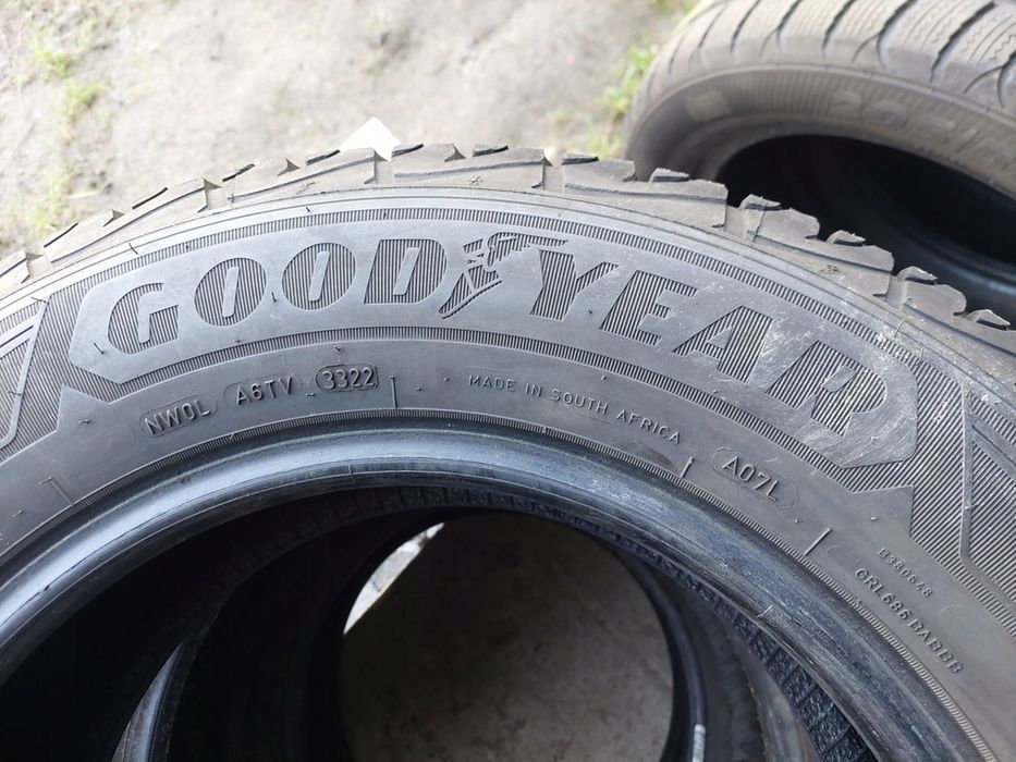 OPONA 215/65R16C GOODYEAR ULTRAGRIP CARGO 2022r 6-6,7mm 2022r (D128)