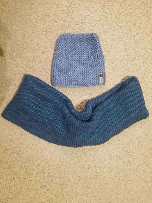 Одяг. Одежда . Костюм. Лыжи. Одежда в горы. Лыжный костюм  Rossignol