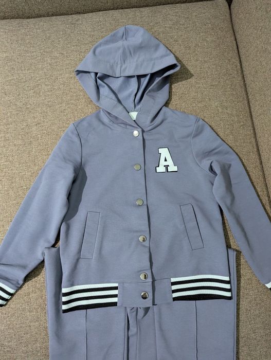 Спортивний костюм 8-9 років