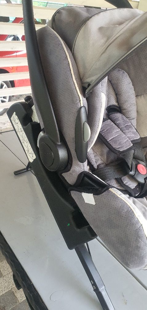 Fotelik dziecięcy recaro z bazą do isofix