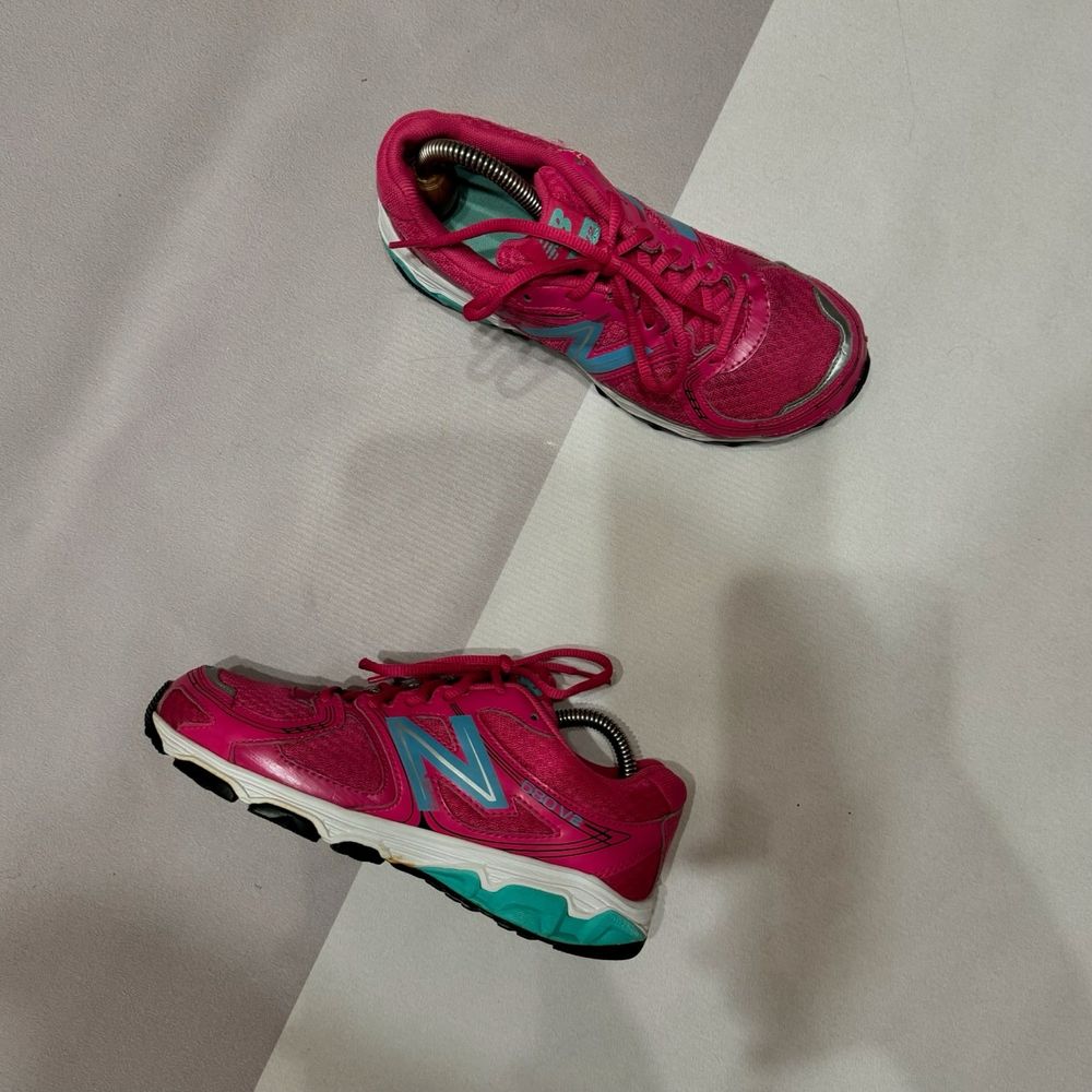 Кросівки New Balance 680 V2 574 999 37.5 розмір