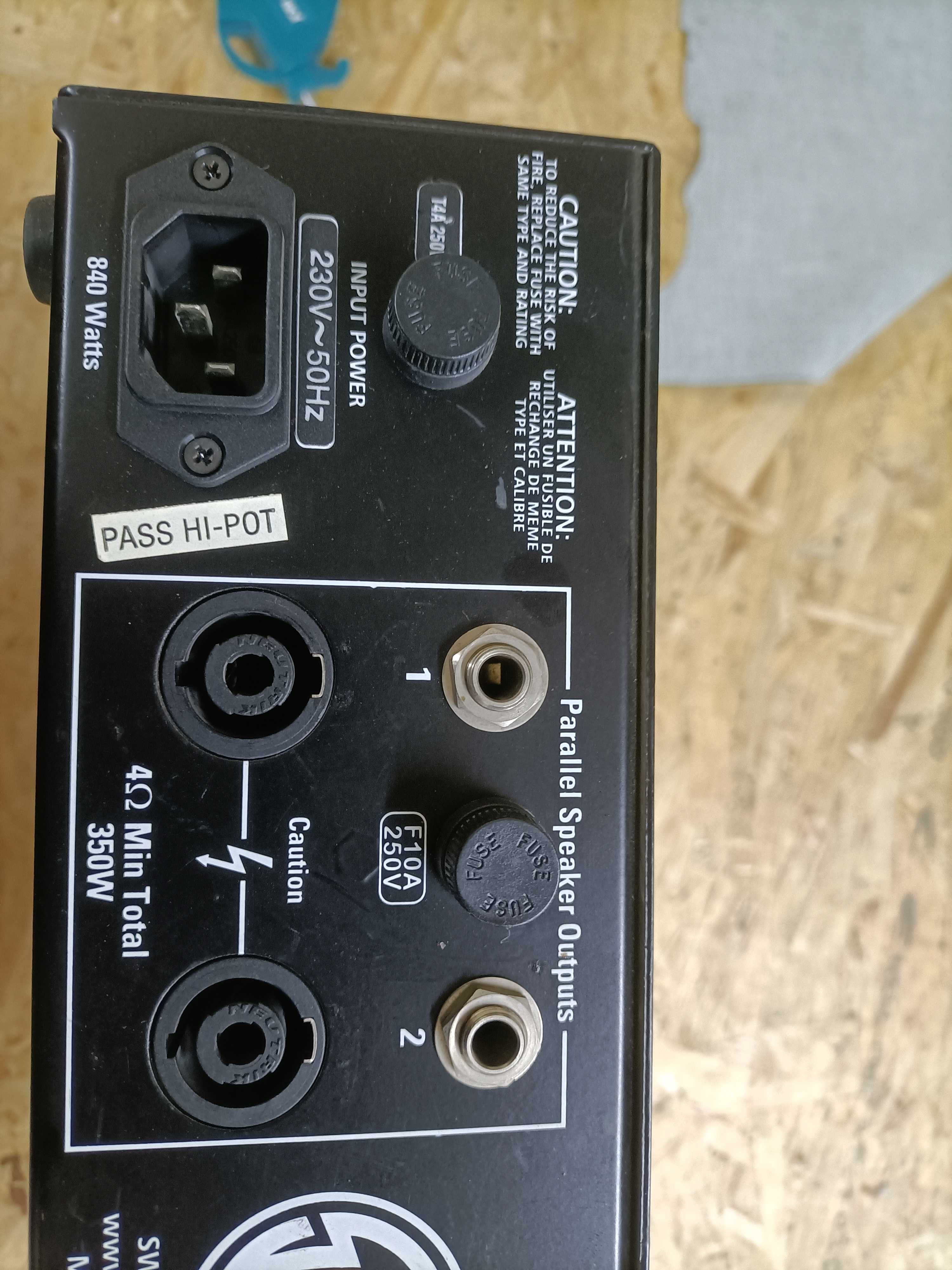 Wzmacniacz basowy SWR CORONA USA 4OHM 350w