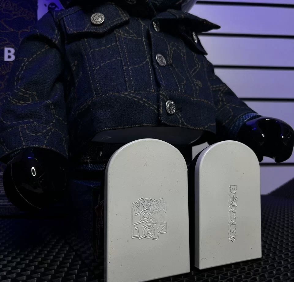 Колекційна іграшка Bearbrick BAPE x Levis 1000% , 70 см