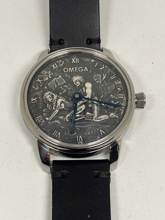 Ексклюзивний годинник Omega із срібним циферблатом