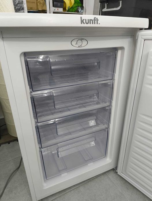 Arca Vertical KUNFT Kuf2532 Wh (Estático - 85 cm - 85 L - Branco)