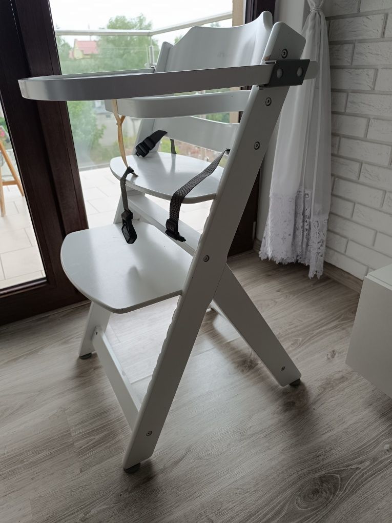Drewniane krzesełko do karmienia Bebe Concept