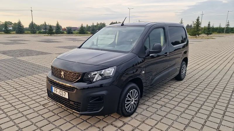 Peugeot PARTNER  1.5HDI 3osobowy Czarny Po dużym serwisie 2020r N1 Tarnów