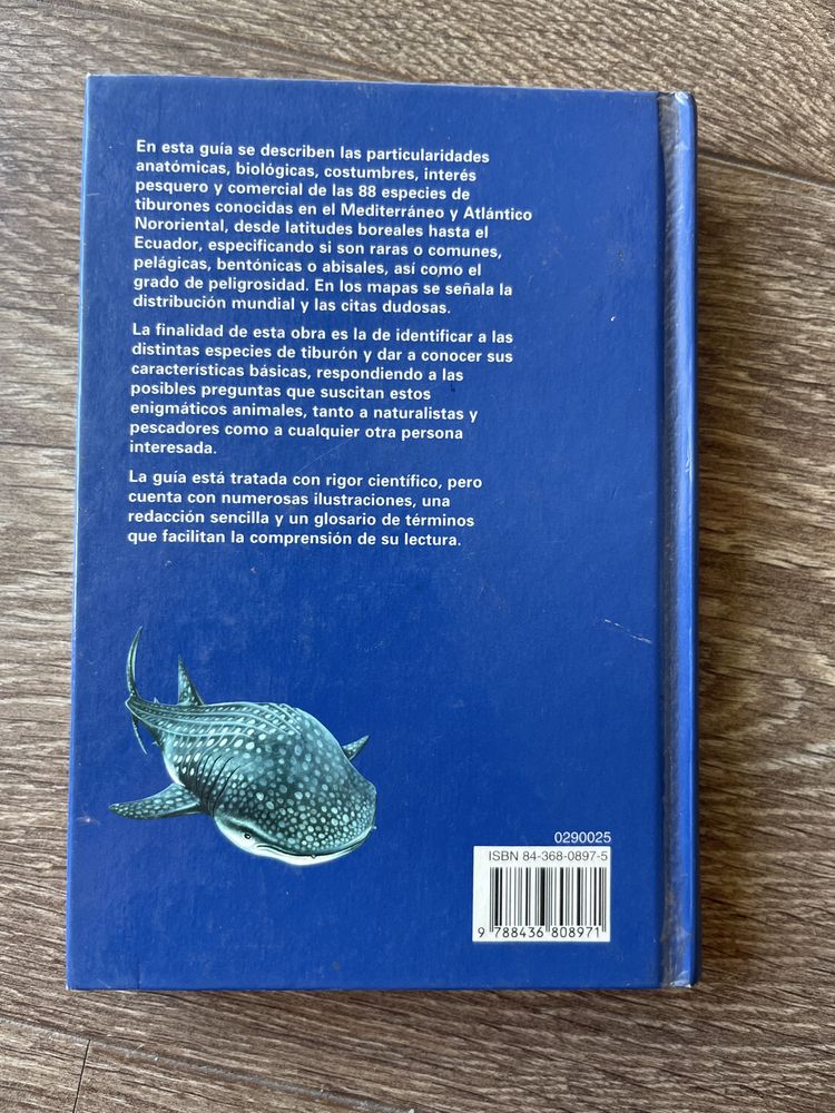 Livro Guia de los Tiburones