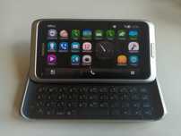 Nokia E7