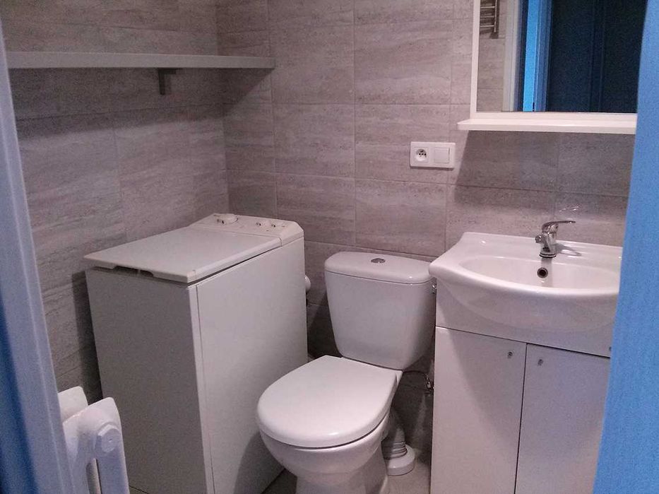 DO WYNAJĘCIA POKÓJ w mieszkaniu 2 - pokojowym