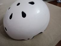 Kask 55-58 cm biały