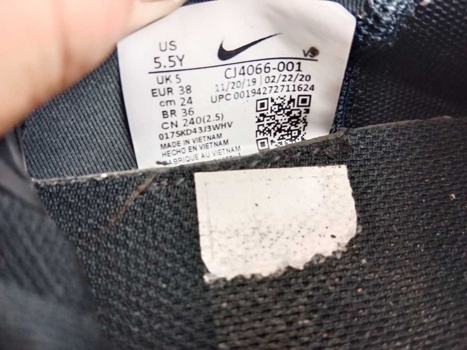 Damskie buty sportowe Nike AIR MAX 2090, rozmiar 38