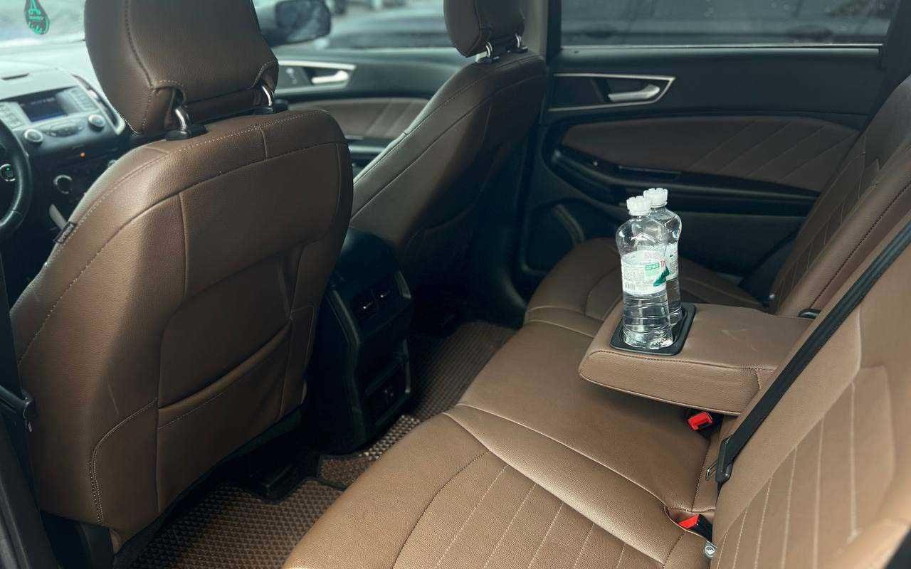 Ford Edge 2016 року