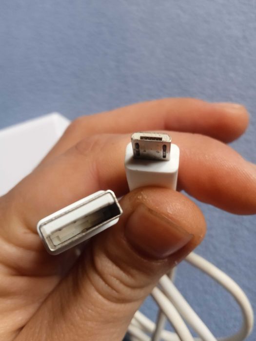 Ładowarka sieciowa oryginalna ASUS z kablem biała amerykańska wtyczka