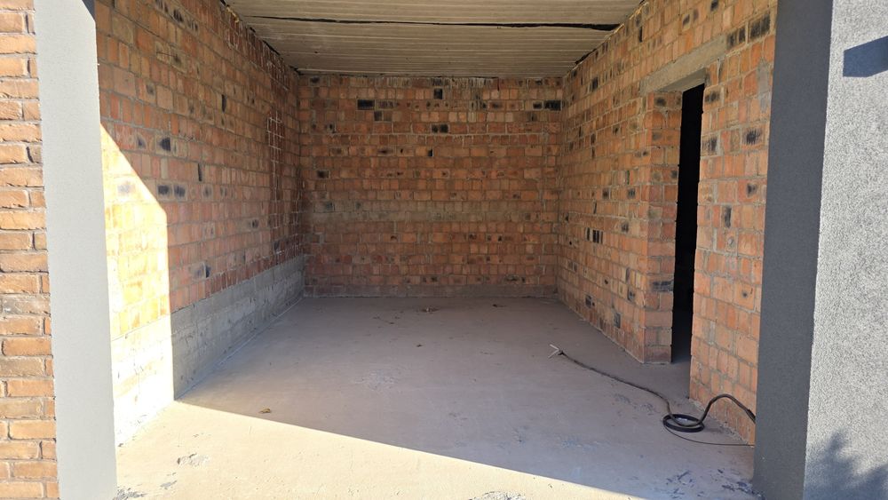 Продається Таун хаус з ділянкою 2 сотих та гаражем