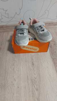 Дитячі кросівки Weestep 27 р (17 см)