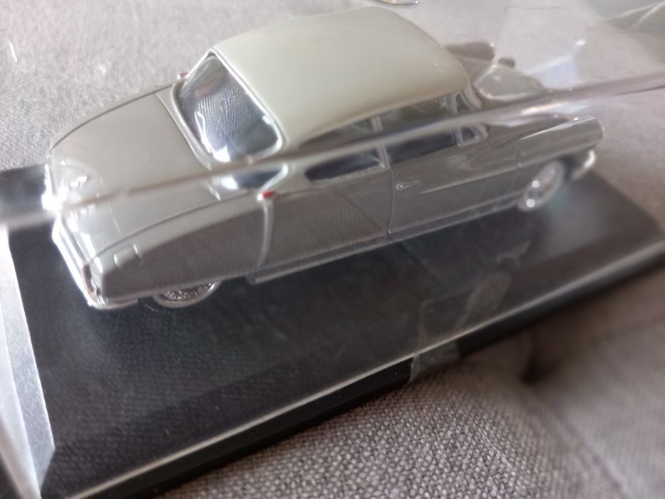 Citroën DS coach  Henri Chapron.