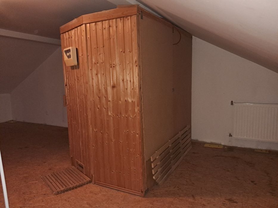 Sauna wewnętrzna narożnikowa