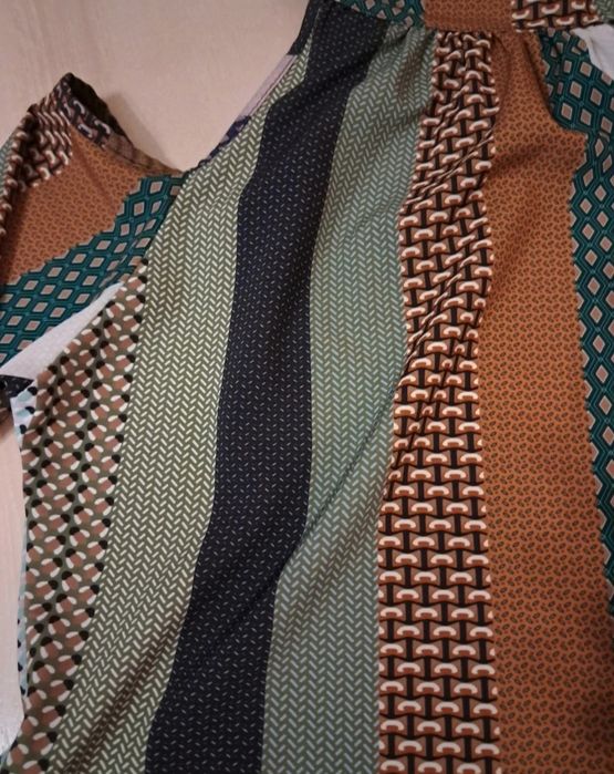 Bluzka odkryte ramiona