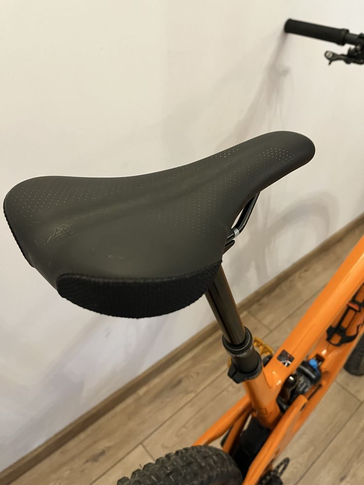 Santa Cruz Hightower XL niewiele używany