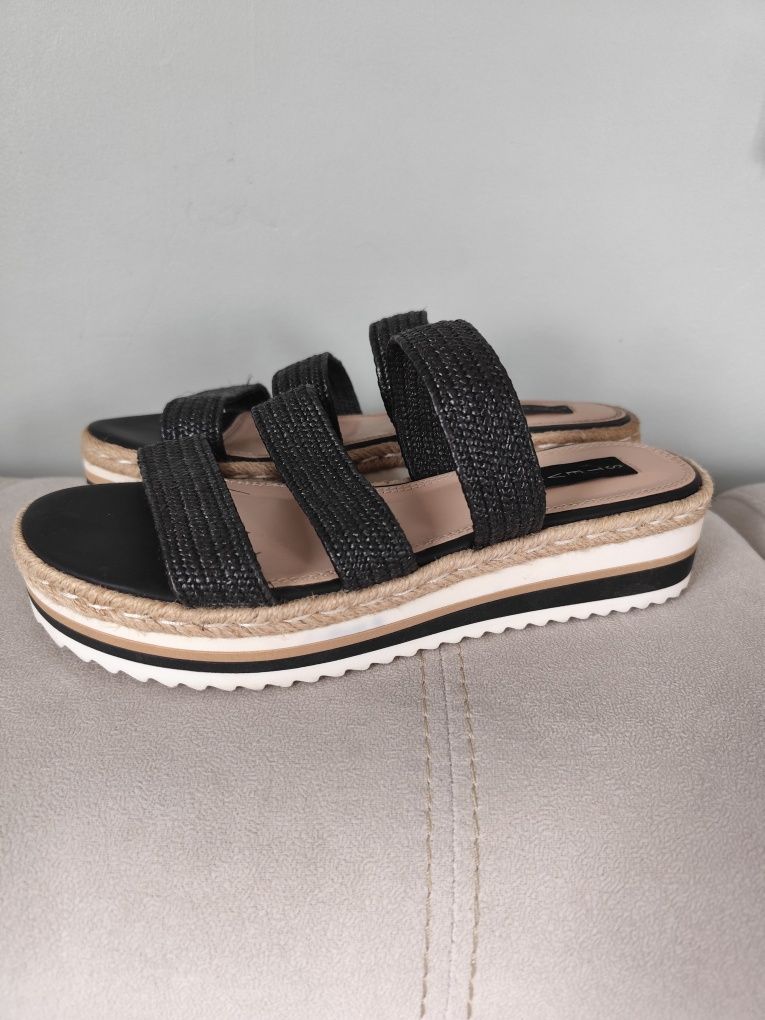 Nowe Steven by Steve Madden klapki sandały 39