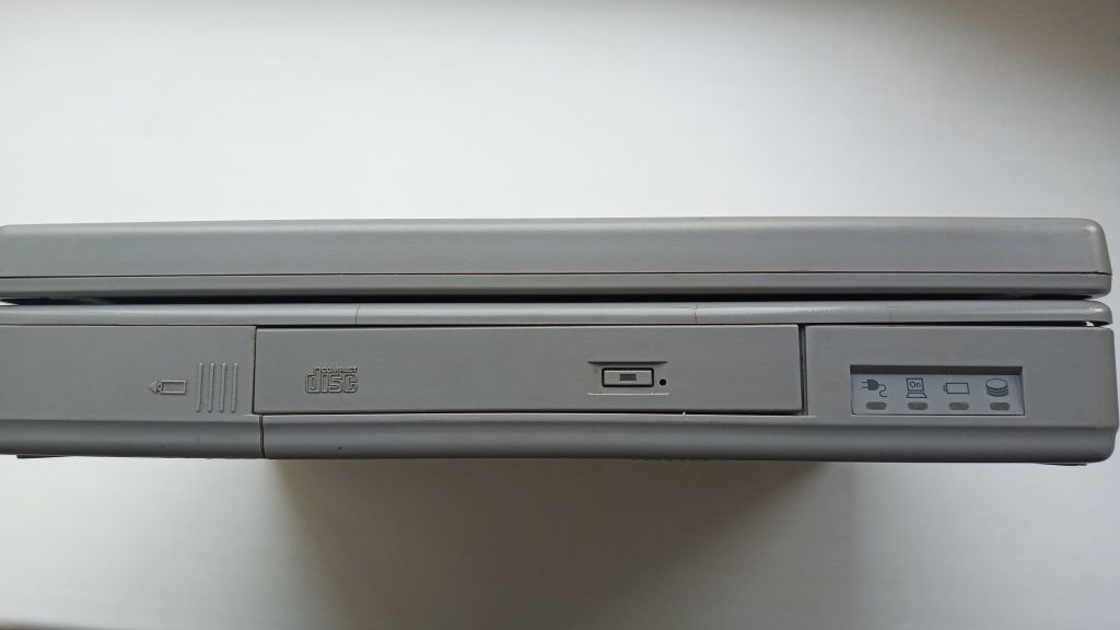 Ноутбук Toshiba Tecra 730CDT
