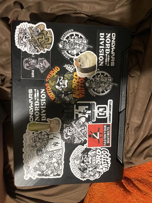 Продам ноут  ігровий продаю тому що планую купляти новий