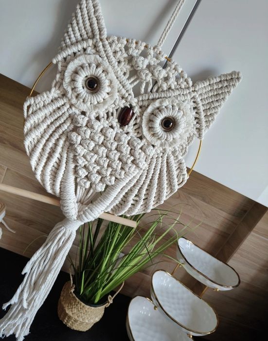 Duża Sowa ozdobna na scisne na okno mandala