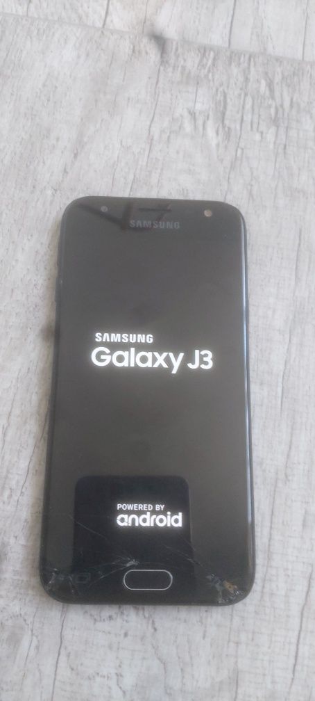 Telefon samsung galaxy J3 2017
