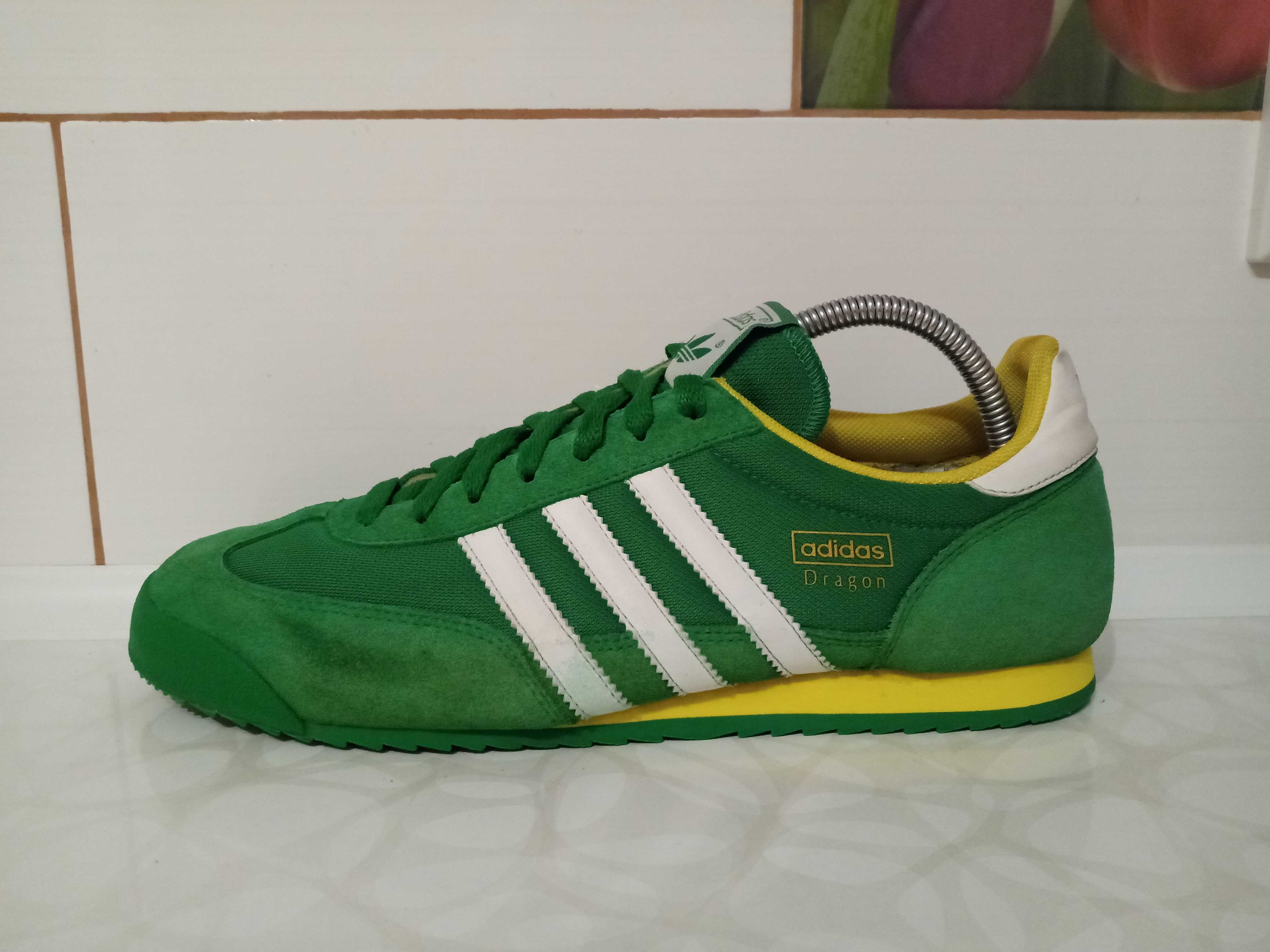 Кроссовки Adidas Dragon  43 размер 27,5 см