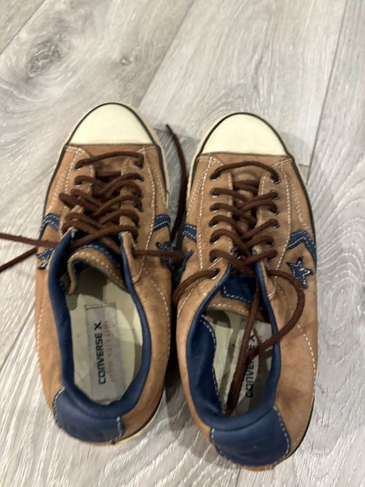 Tenis Converse Modela Jonh Varvatos pele castanha 7.5 (40.5)