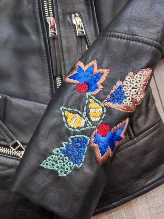 Новая косуха с вышивкой ISACO, Италия. IT40 (XS-S) куртка кожа оригин