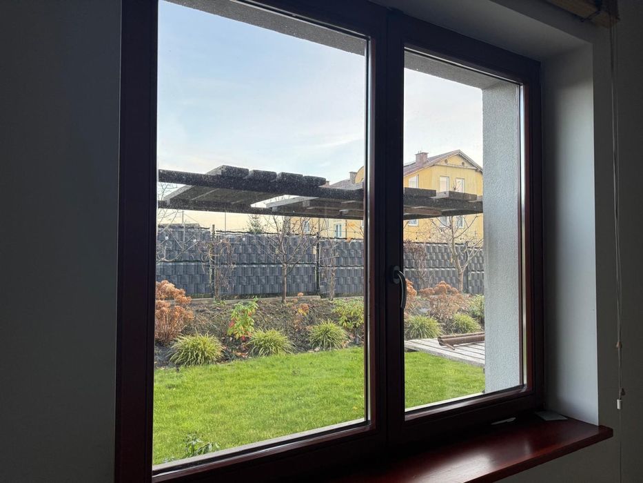 Okna drewniane mahoniowe