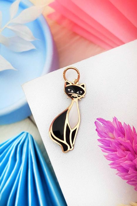 Złota zawieszka kotek emaliowana próba złota 585