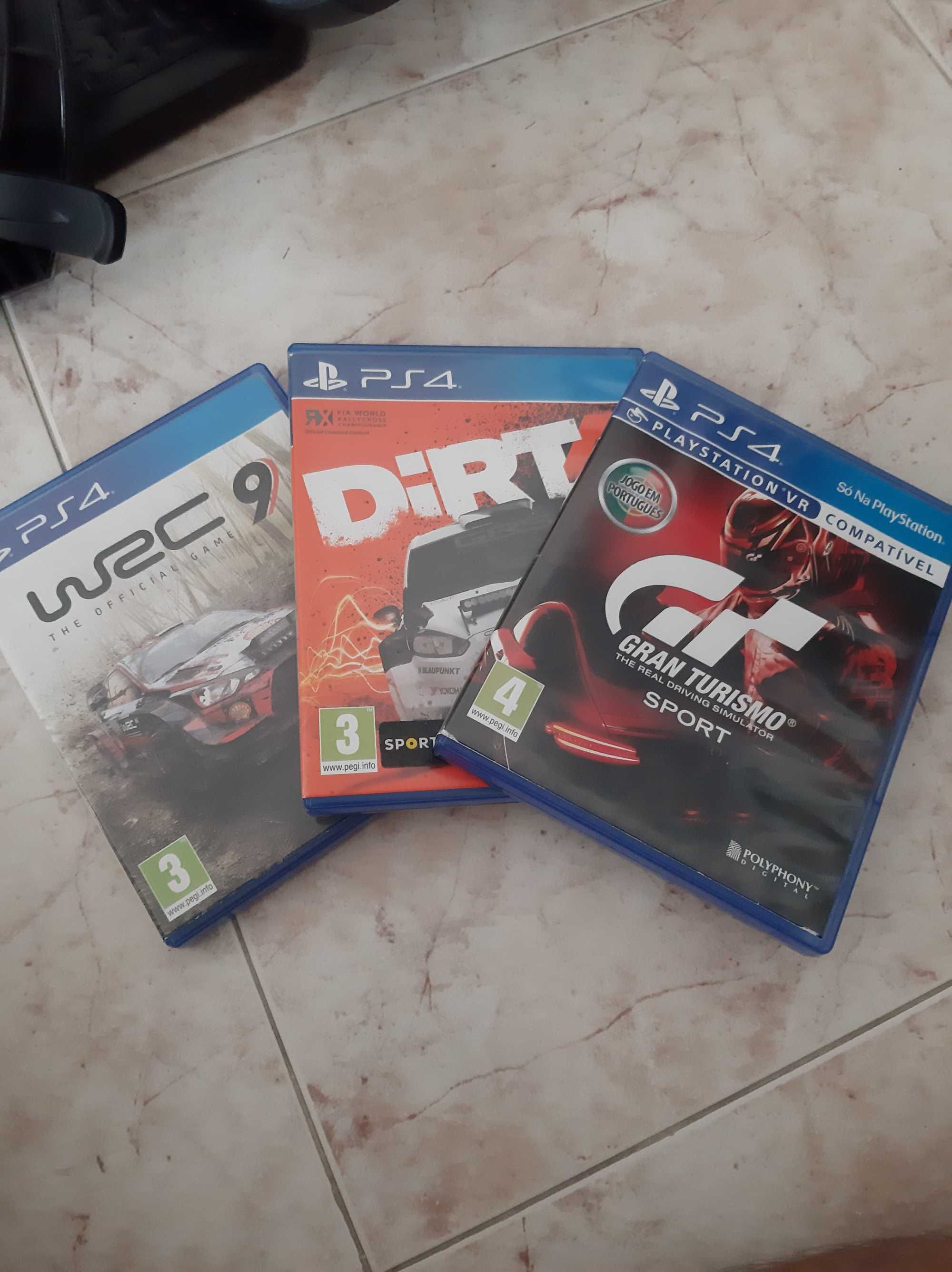 2 playstation4 + 3 comandos + 3 jogos e volante thrustmaster t80
