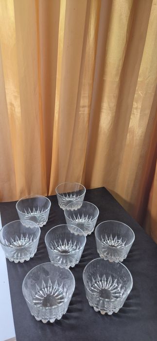 Stare szklane salaterki Komplet na 8 osób  starocia PRL T27