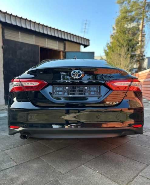 Toyota Camry 2.5 Hybrid Executive CVT