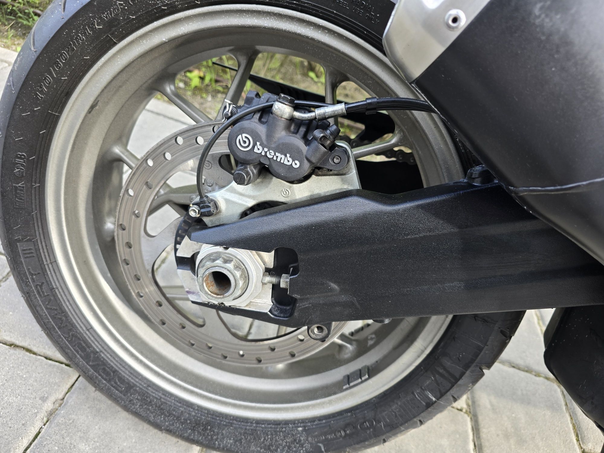 Мотоцкл Ducati multistrada 950