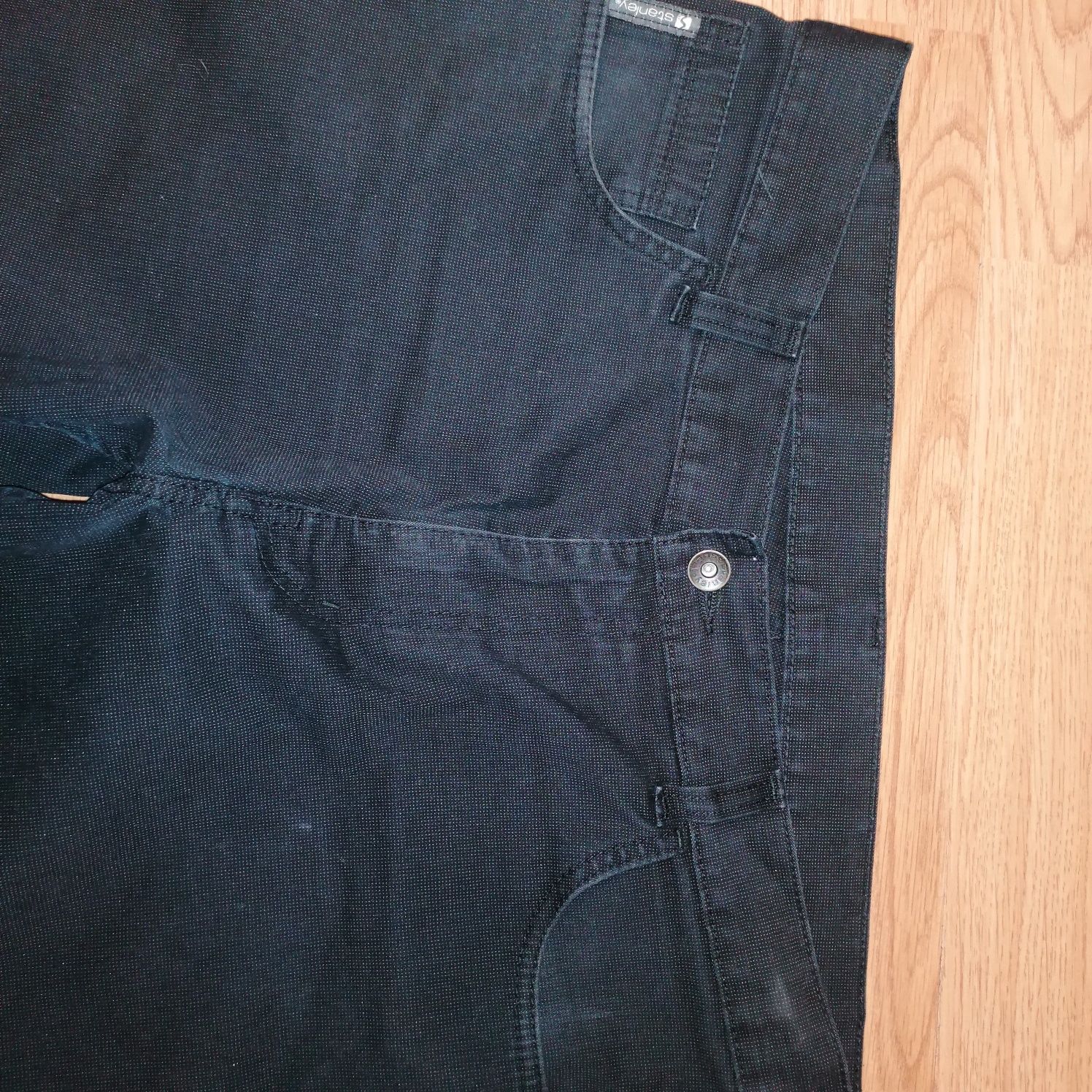 Męskie spodnie Stanley Jeans L:32 (wzrost 176-182 cm)