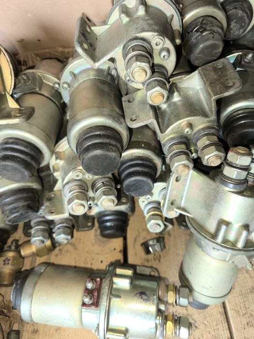 Виключатель  маси ВК 861  50А 12В