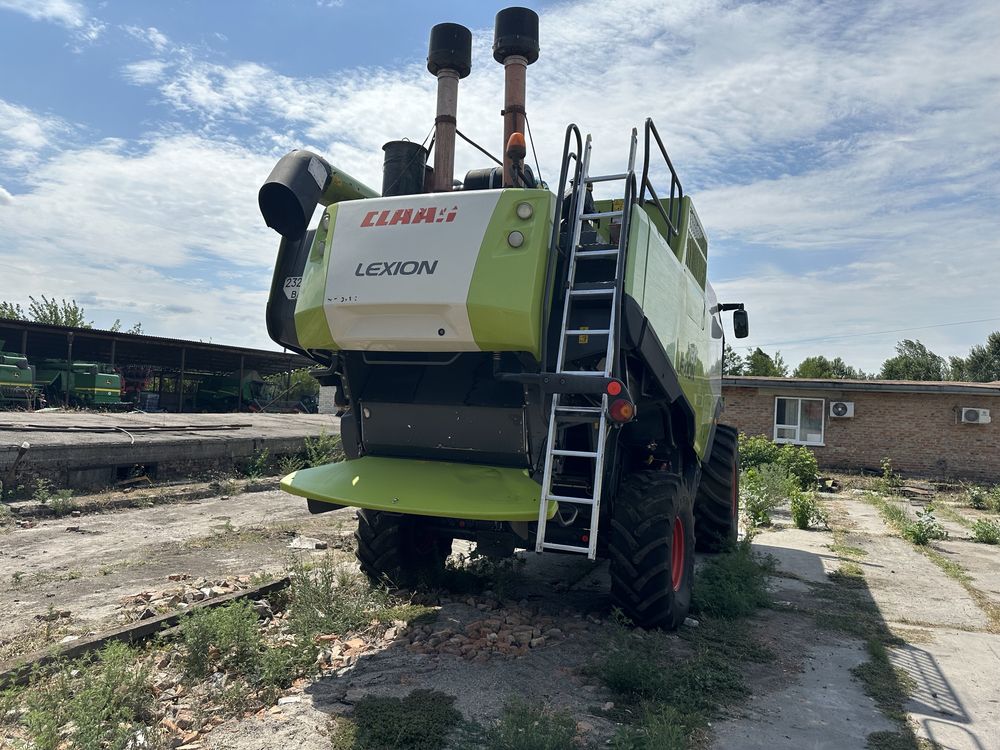Claas Lexion 760 hybrid
