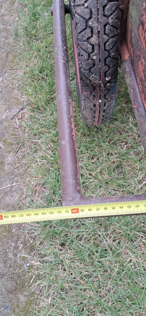 Wozek ogrodowy metalowy  na kołach od motora