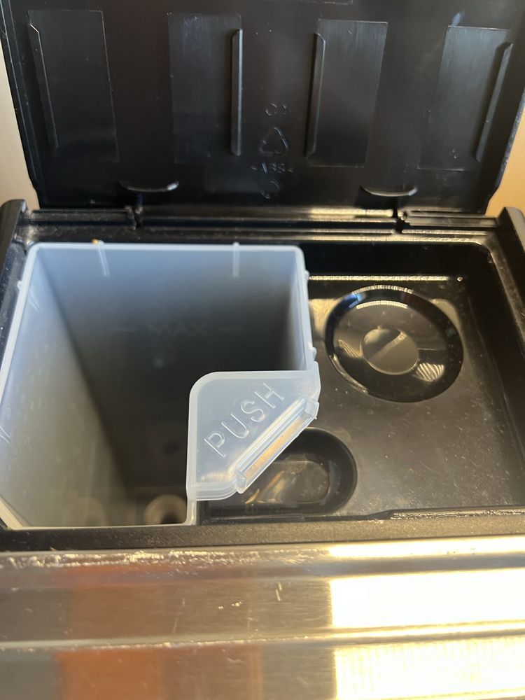 Ekspres Delonghi